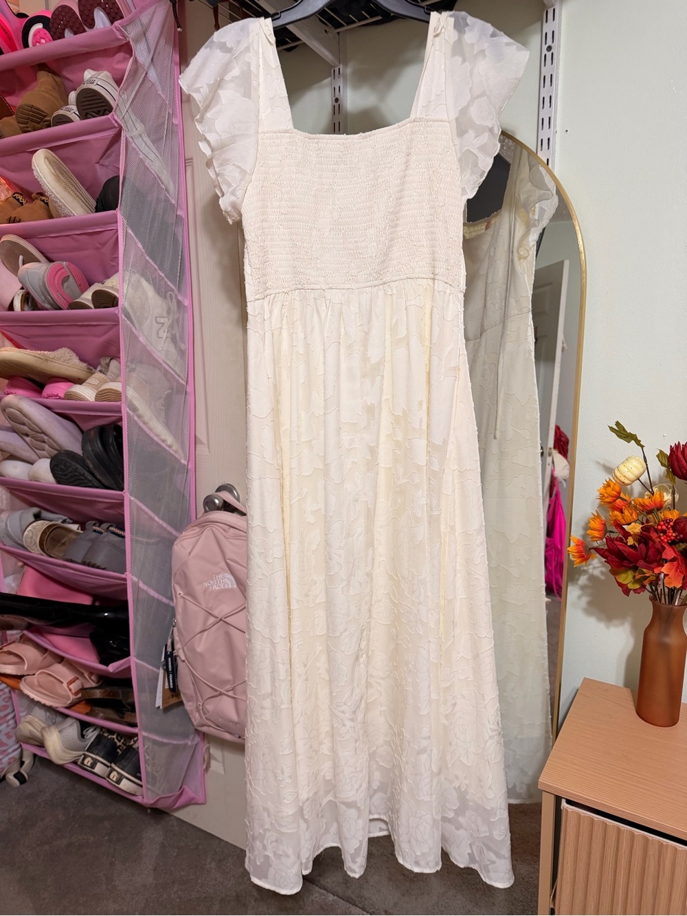 Othr Cream Lace Flutter-Sleeve Formal Dress for Girls